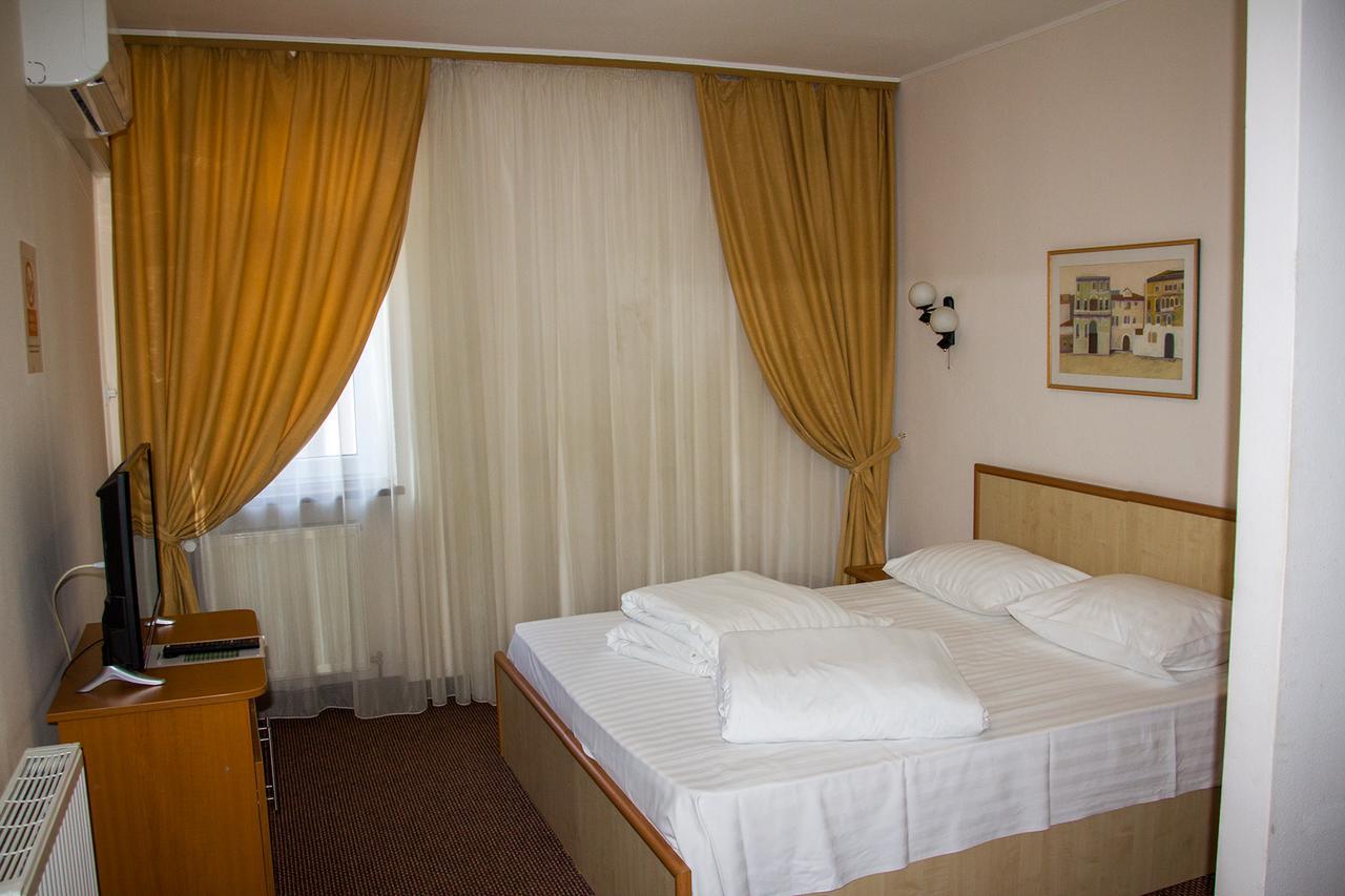 Hotel T23 Iasi Exterior foto